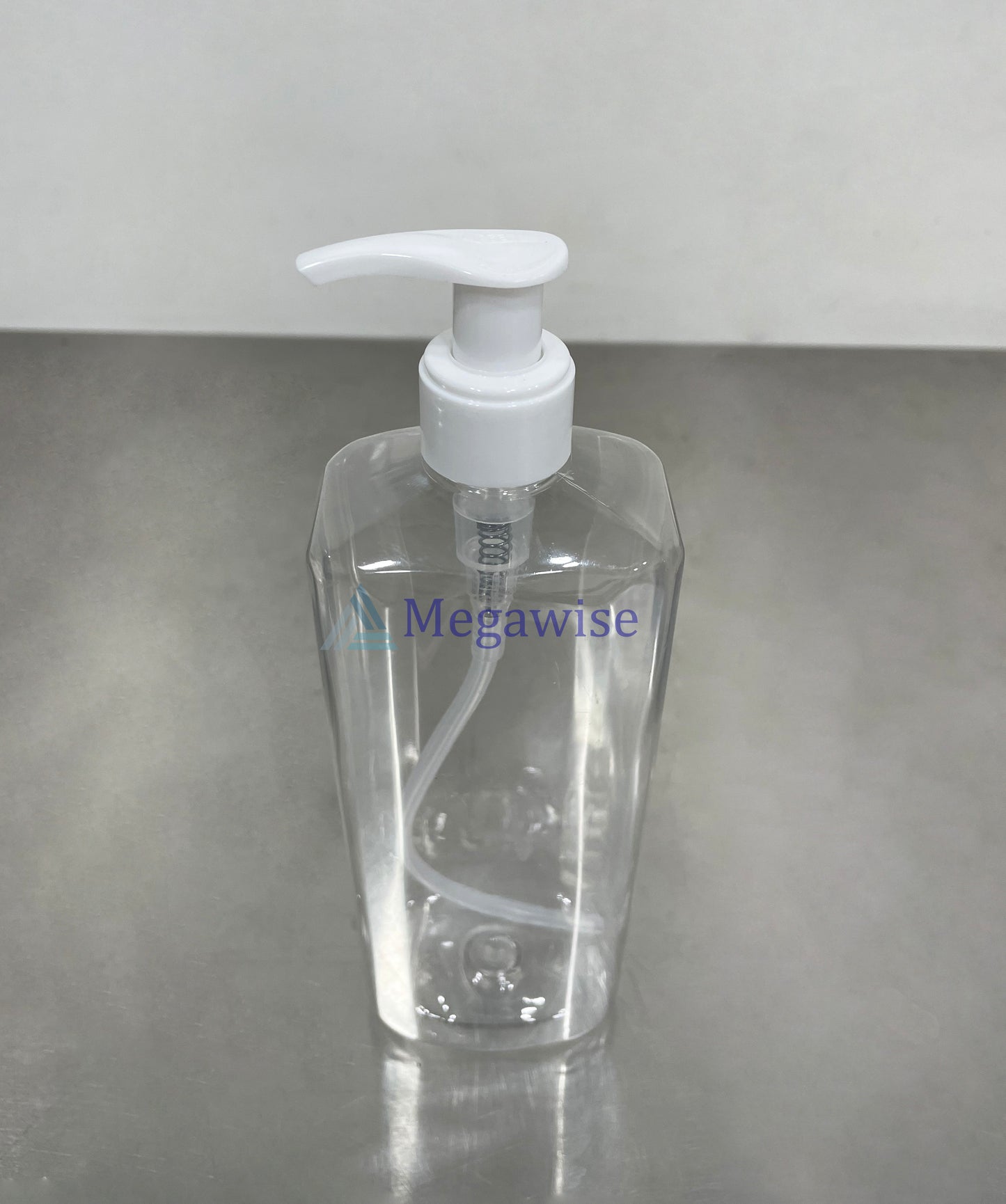 500ml Diamond Plastic Clear with White Hand Pump